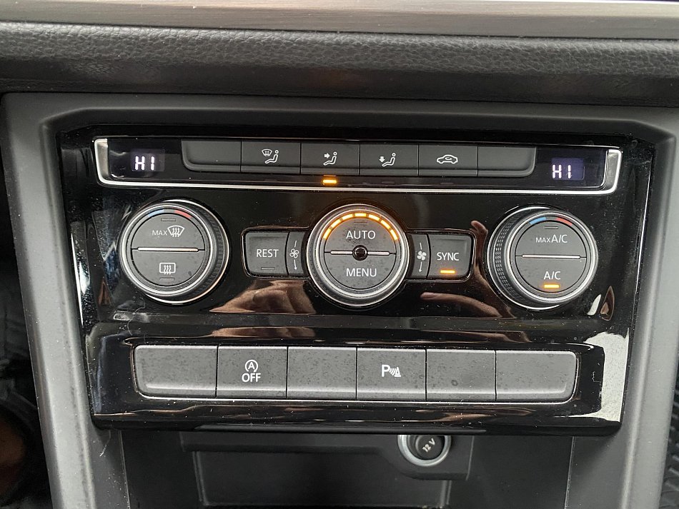 Volkswagen Touran 1.5 TSI Comfortline