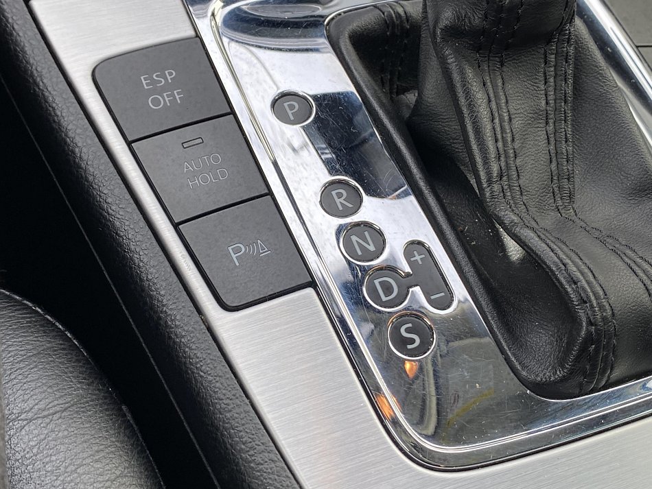 Volkswagen Passat 2.0TDi 