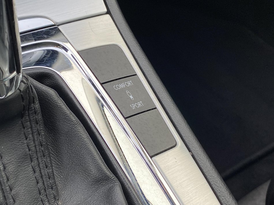 Volkswagen Passat 2.0TDi 