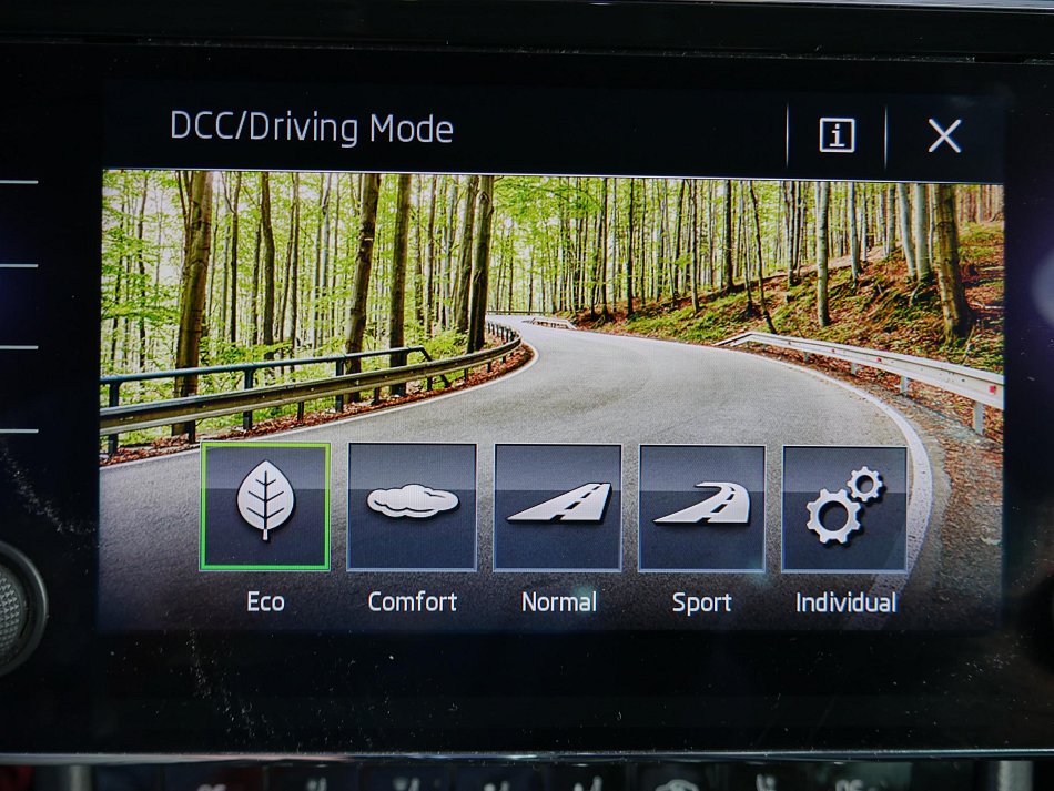 Škoda Superb III 2.0 TDi L&K