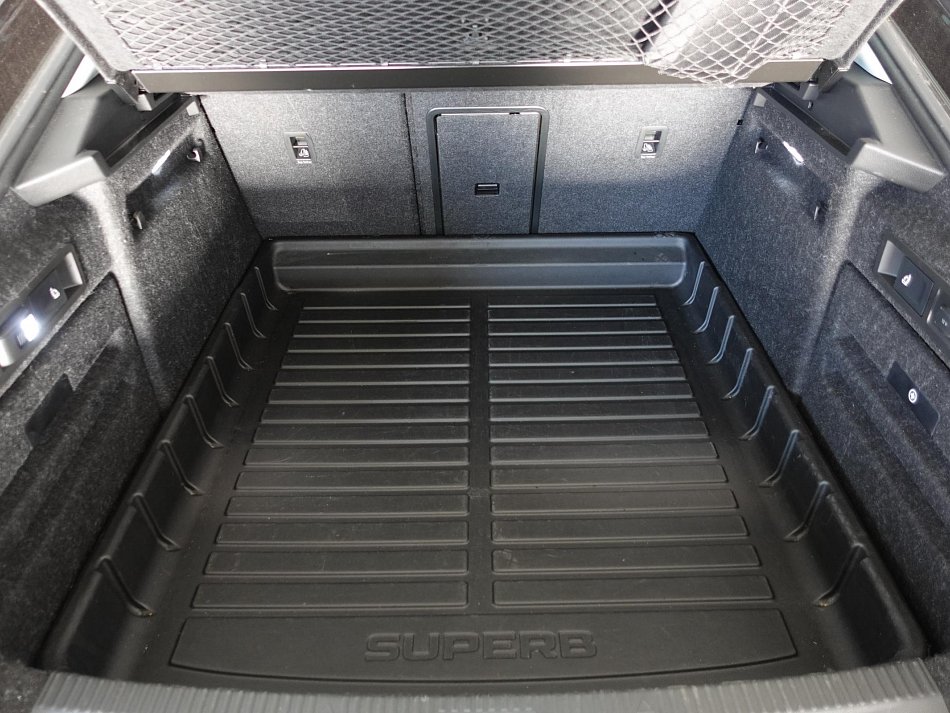 Škoda Superb III 2.0 TDi L&K