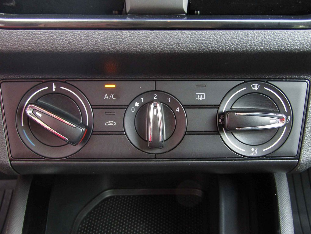Škoda Kamiq 1.0TSi Ambition