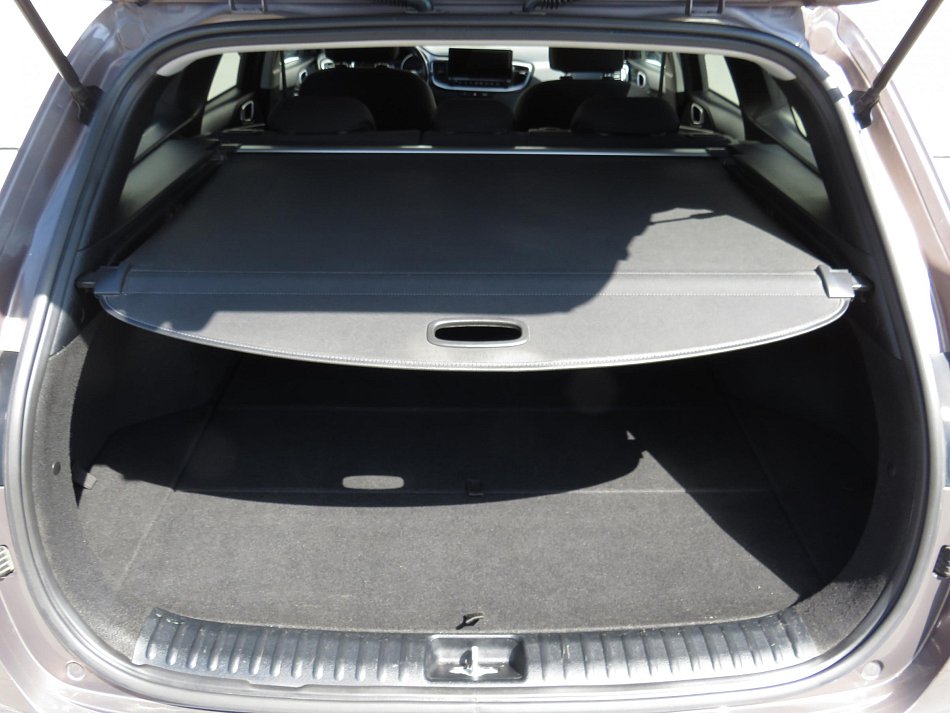 Kia Ceed 1.6 CRDi TOP