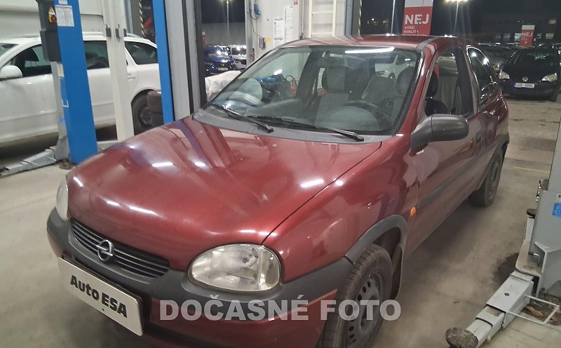 Opel Corsa 1.4 i 