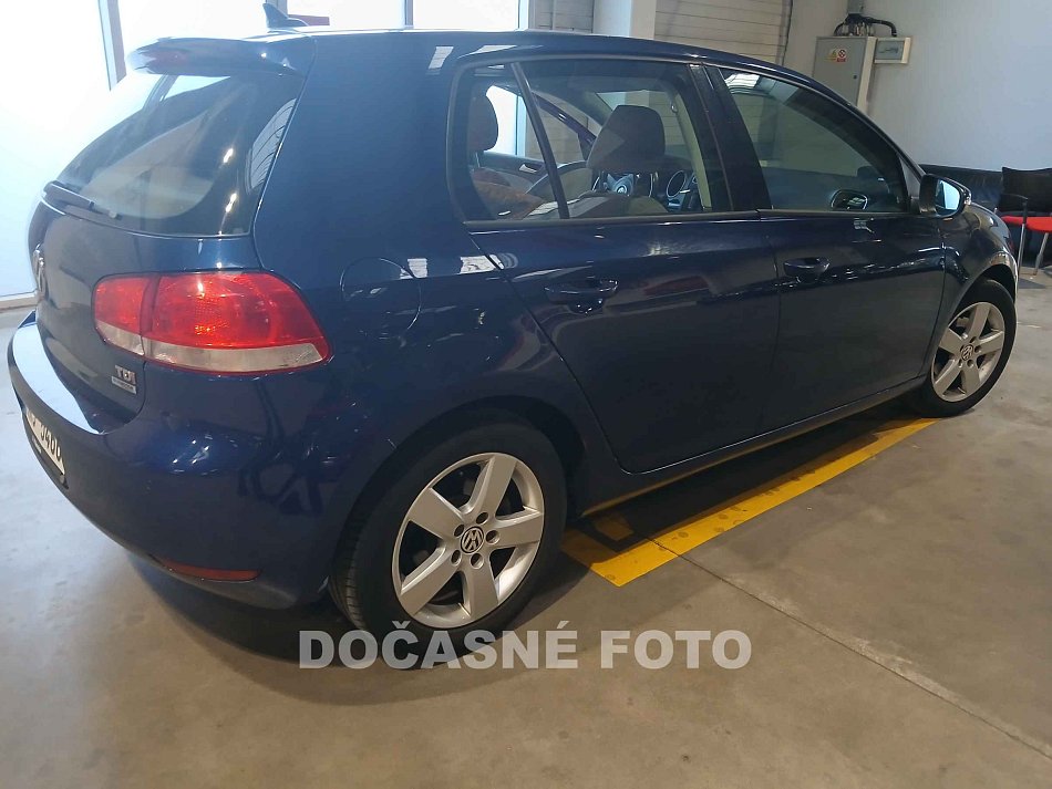 Volkswagen Golf 1.6. 