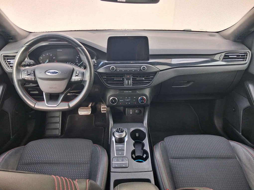 Ford Focus 1.5EB ST-Line