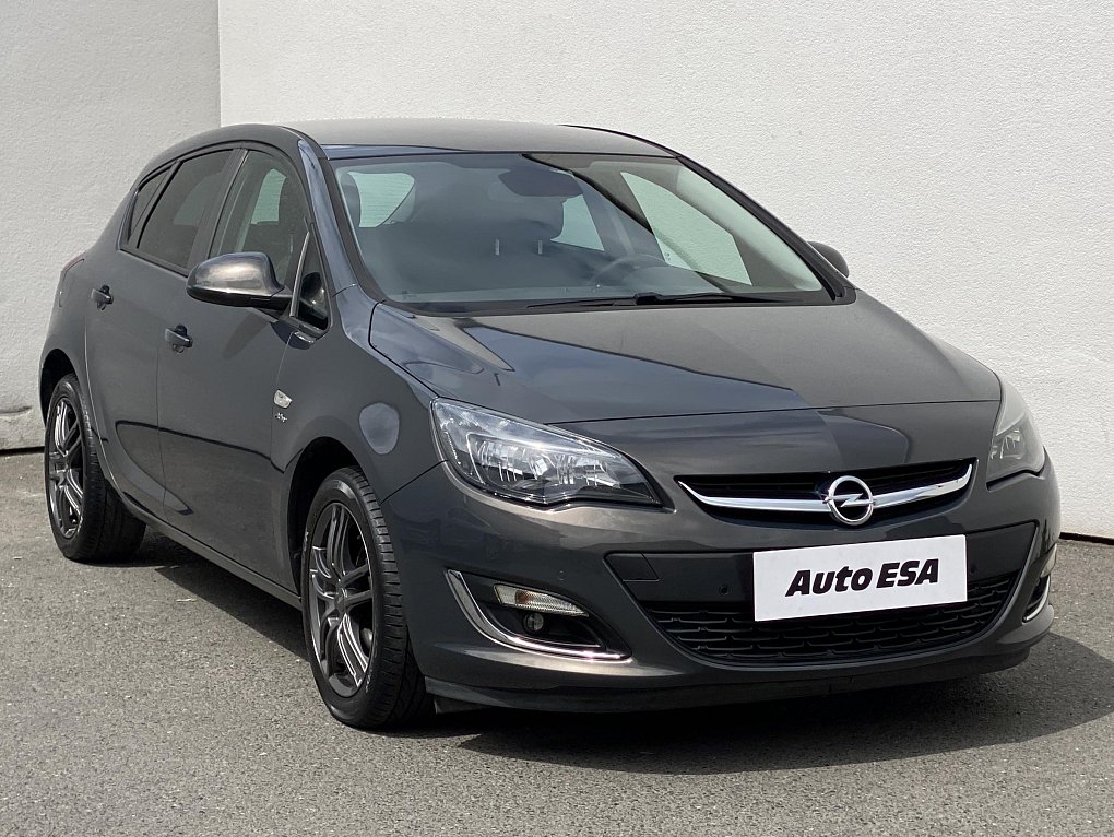 Opel Astra 1.4 T Active