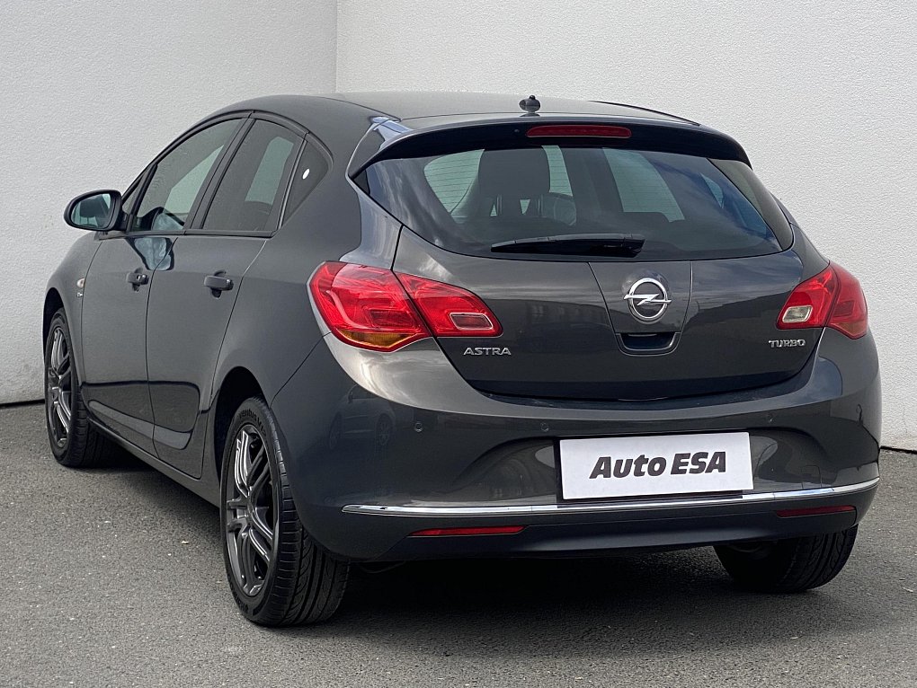 Opel Astra 1.4 T Active