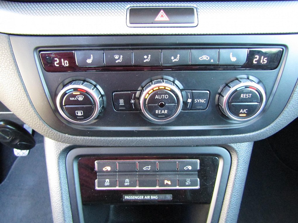 Volkswagen Sharan 2.0 TDi 