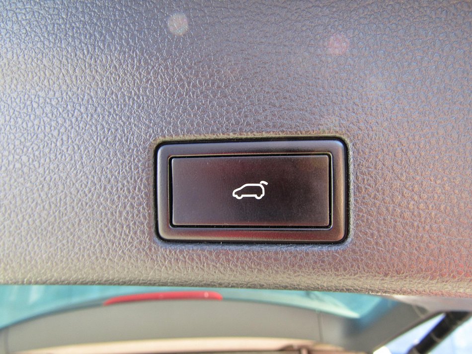 Volkswagen Sharan 2.0 TDi 