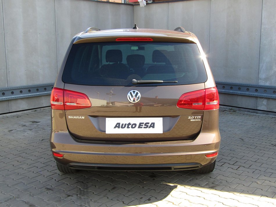 Volkswagen Sharan 2.0 TDi 