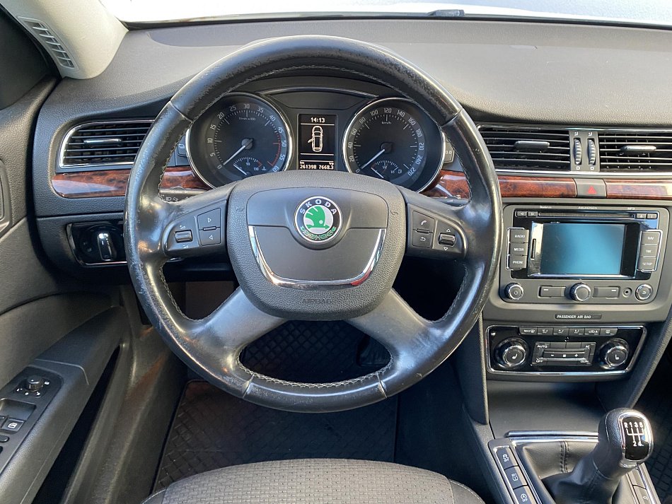 Škoda Superb II 1.6 TDi Elegance