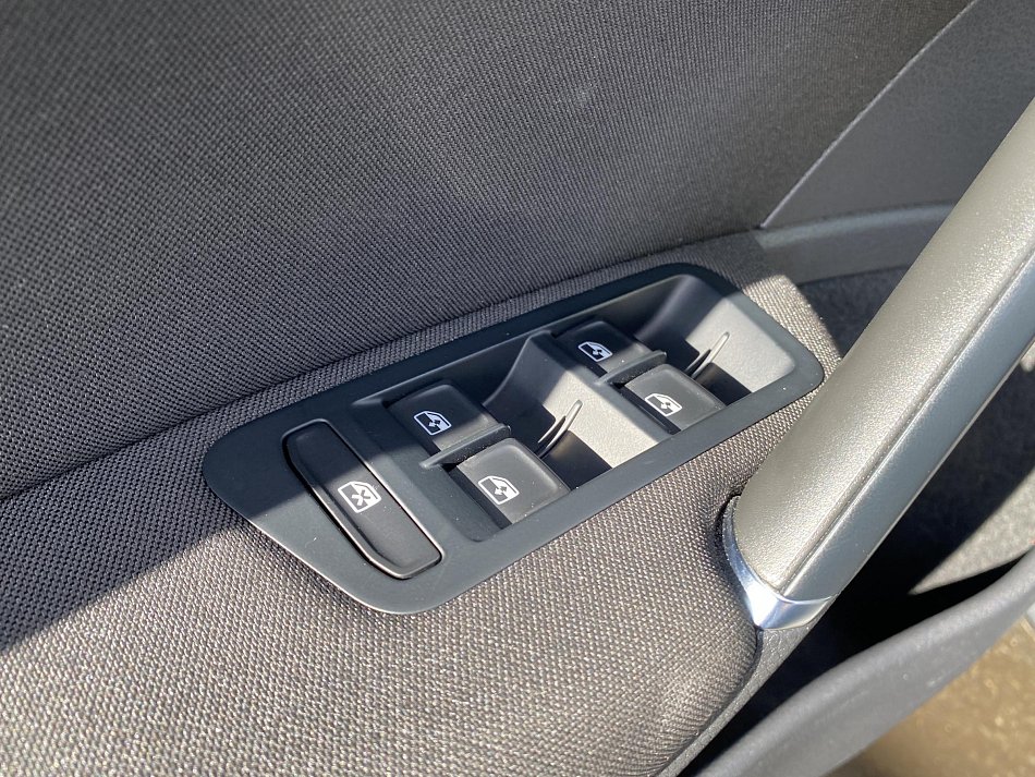 Volkswagen Golf 1.5 TSi Join