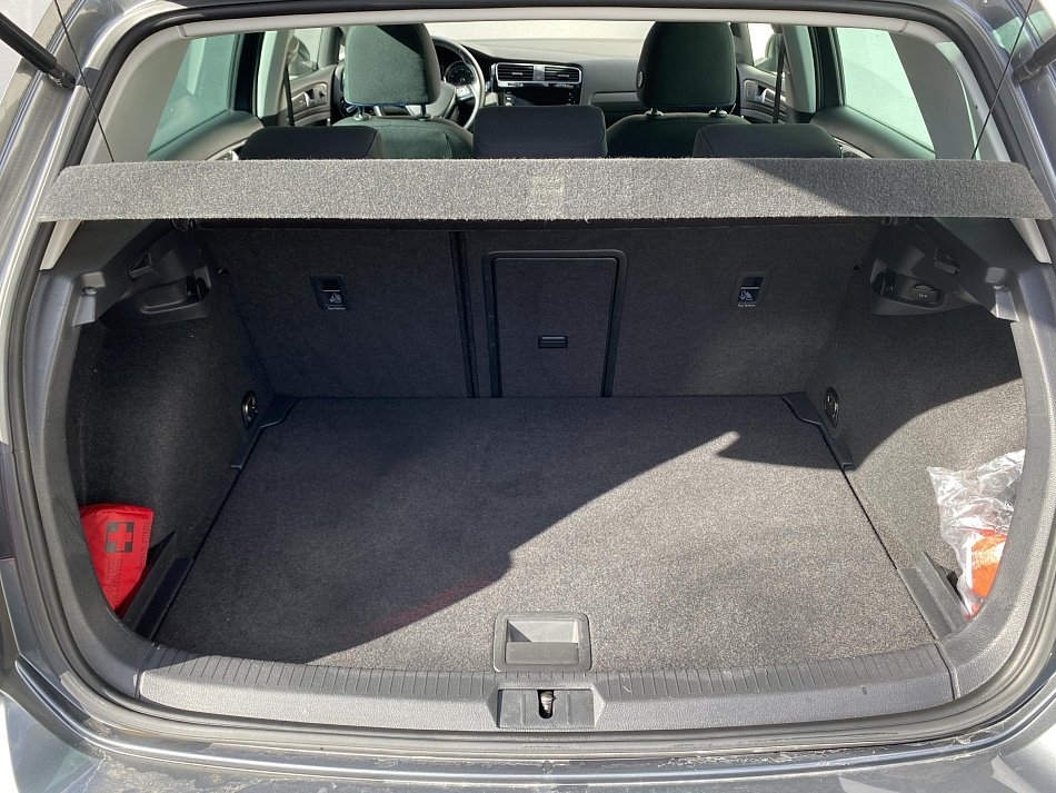 Volkswagen Golf 1.5 TSi Join