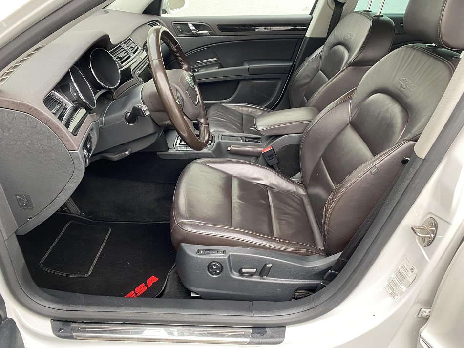 Škoda Superb II 2.0 TDi L&K