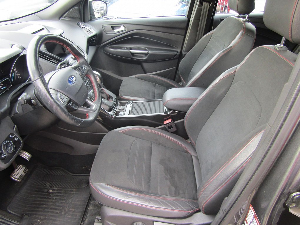Ford Kuga 2.0 TDCi ST-Line 4x4