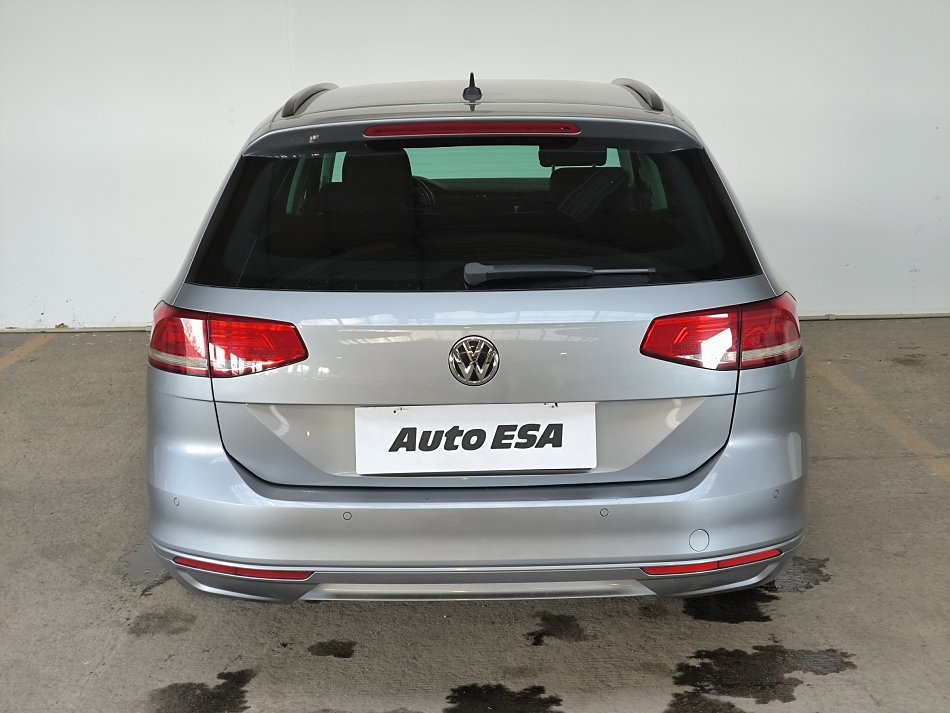 Volkswagen Passat 1.5 TSi Comfortline