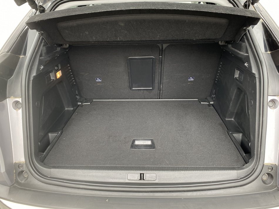 Peugeot 3008 1.2PT Allure