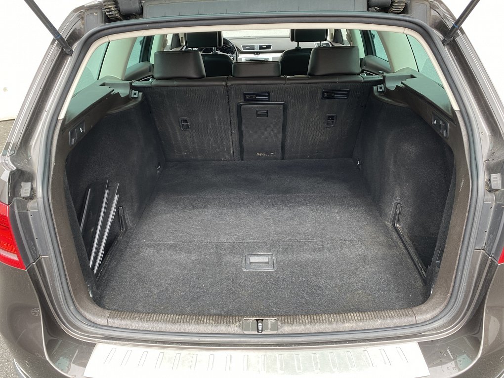 Volkswagen Passat 2.0 TDi Highline