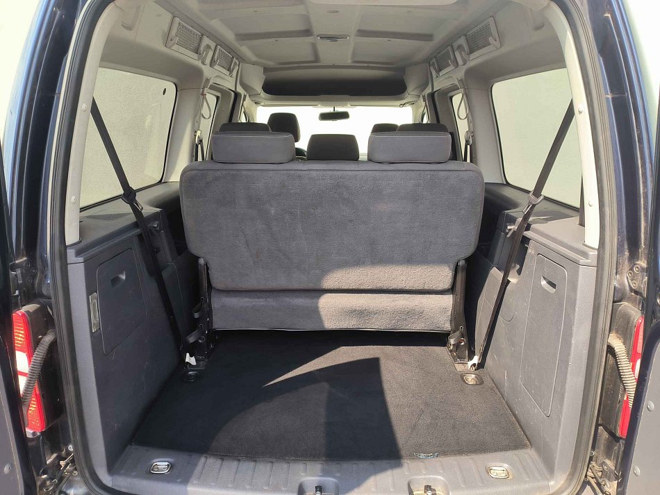 Volkswagen Caddy 1.6TDi Soccer MAXi 7míst