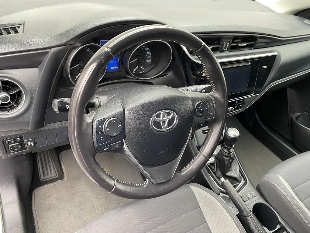 Toyota Auris 1.6 D-4D 