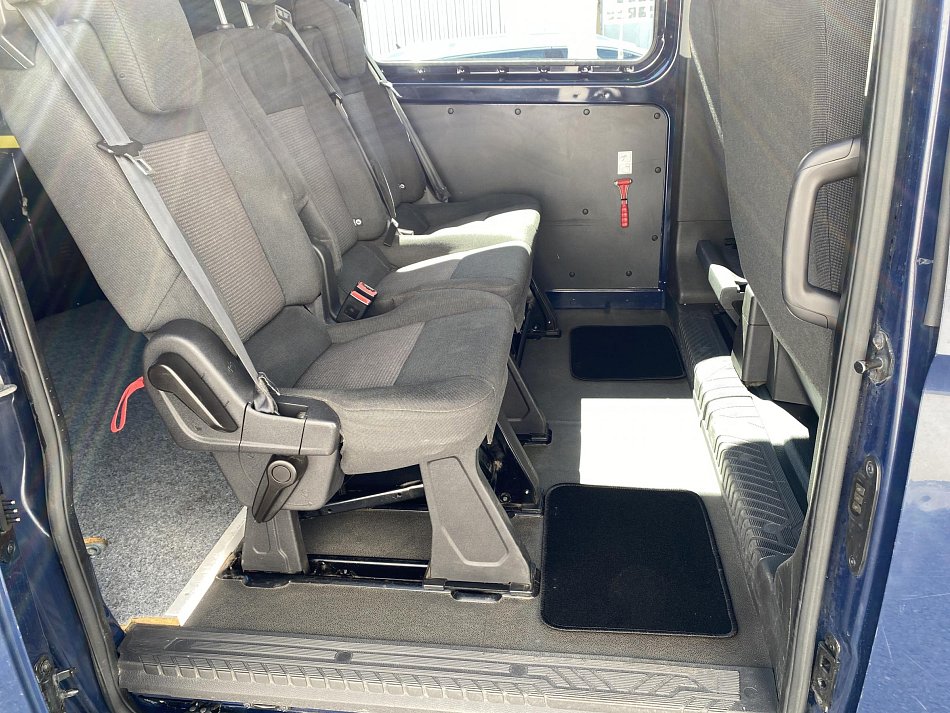 Ford Transit Custom 2.2TDCi  6míst