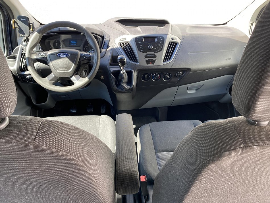 Ford Transit Custom 2.2TDCi  6míst