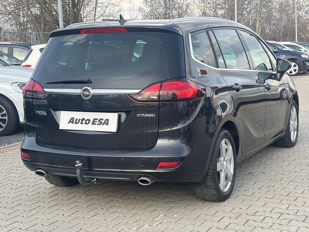 Opel Zafira 2.0 CDTi 