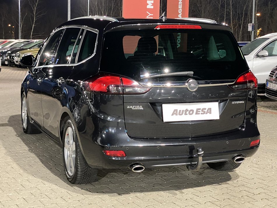 Opel Zafira 2.0 CDTi 