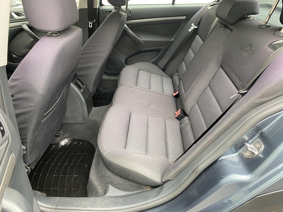 Škoda Octavia II 1.6i Elegance