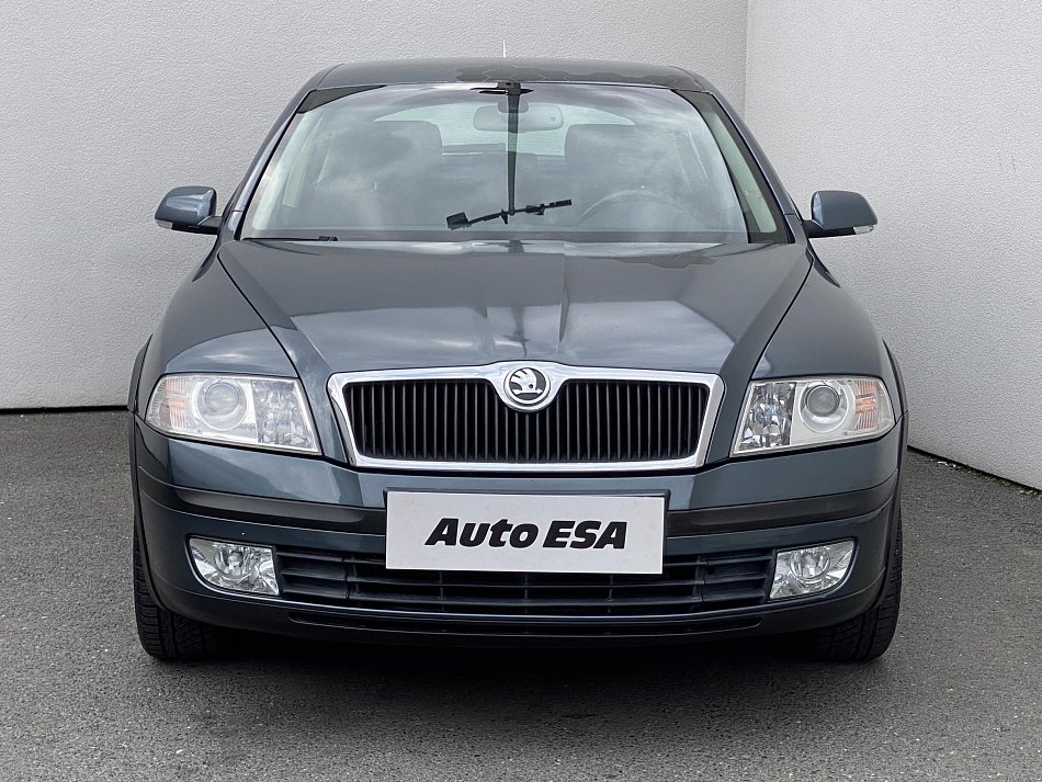 Škoda Octavia II 1.6i Elegance