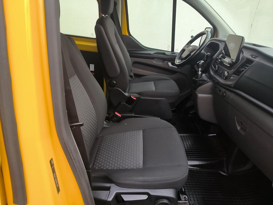 Ford Transit Custom 2.0TDCi  L2H1 8míst