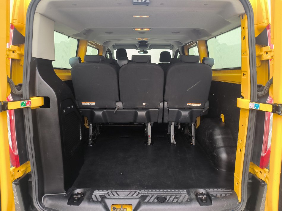 Ford Transit Custom 2.0TDCi  L2H1 8míst