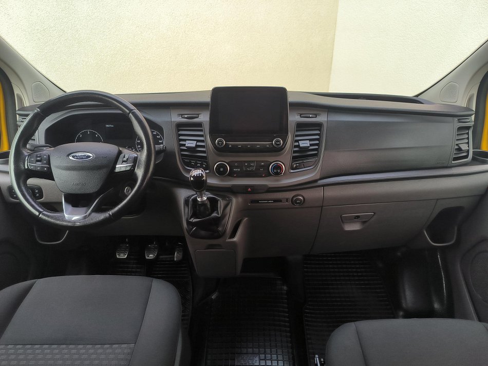 Ford Transit Custom 2.0TDCi  L2H1 8míst