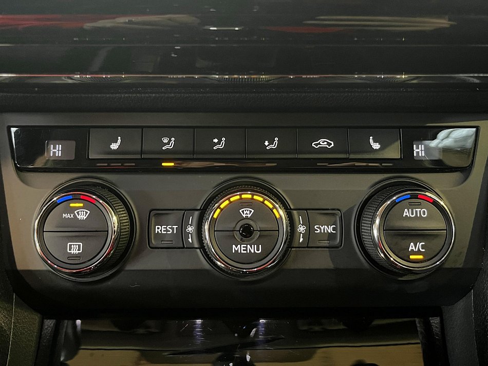 Škoda Superb III 2.0TDi Style