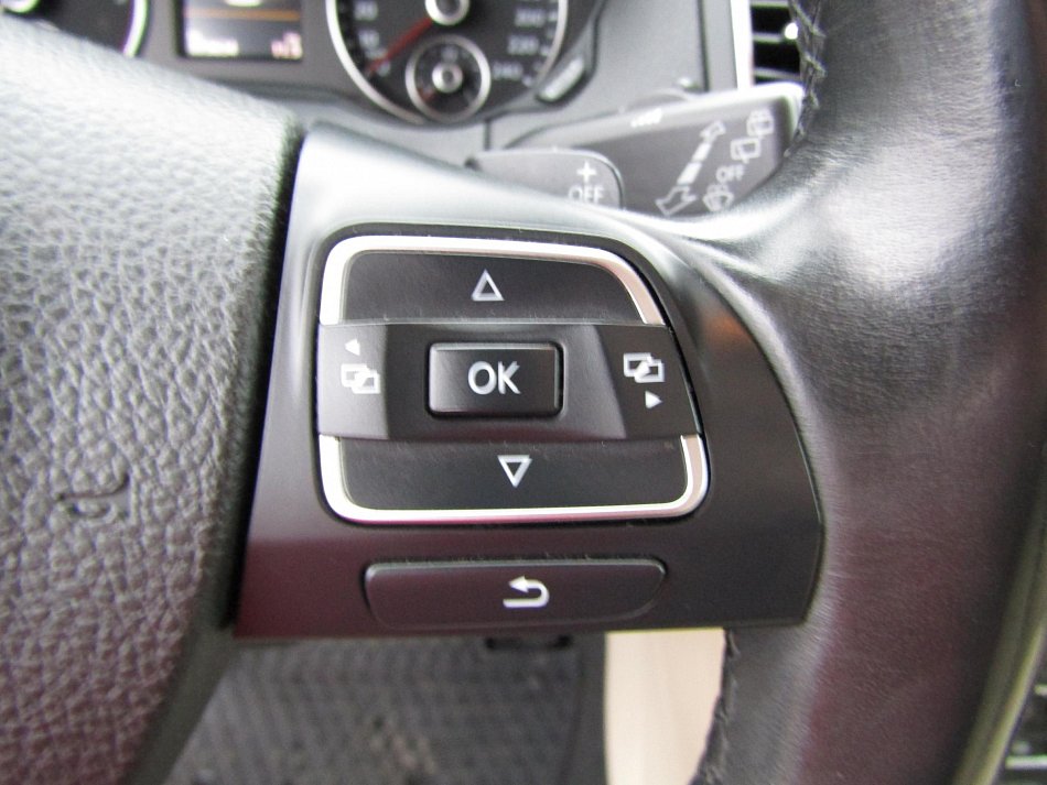 Volkswagen Sharan 2.0 TDi 