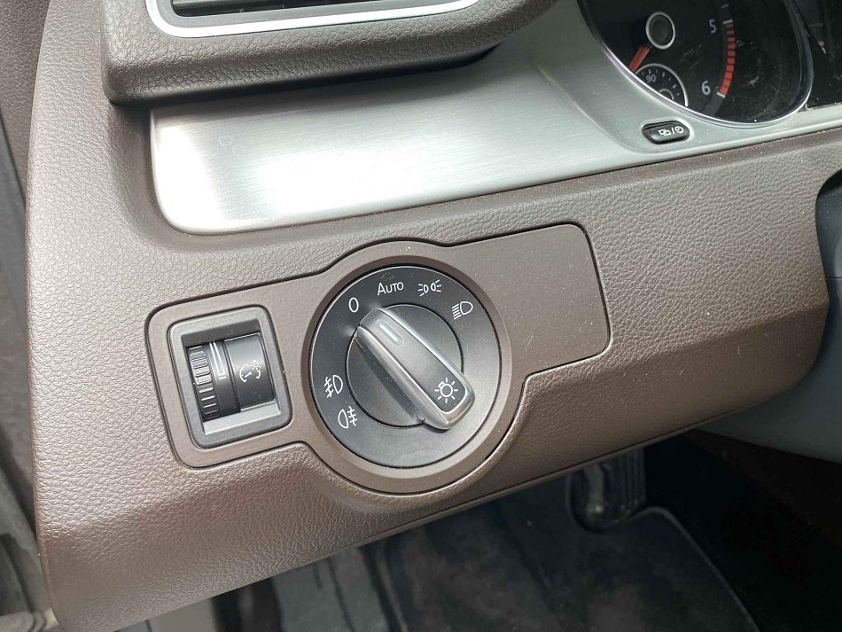 Volkswagen Passat 2.0 TDi Highline
