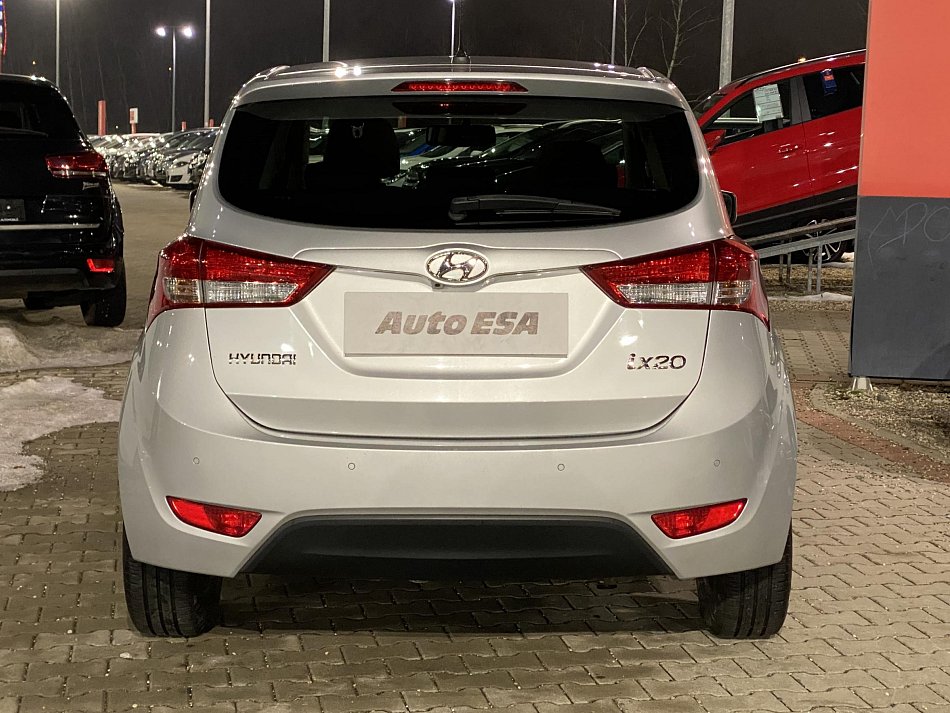 Hyundai Ix20 1.4i 