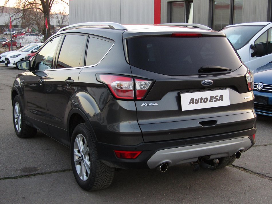 Ford Kuga 1.5EB Titanium