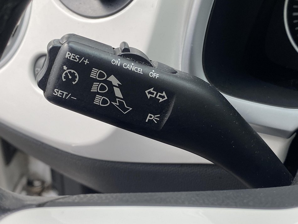 Volkswagen Beetle 1.4 TSi Design