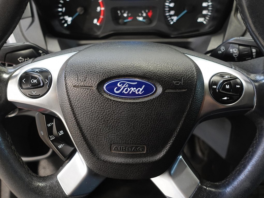 Ford Transit Custom 2.2TDCi Trend L2 6míst