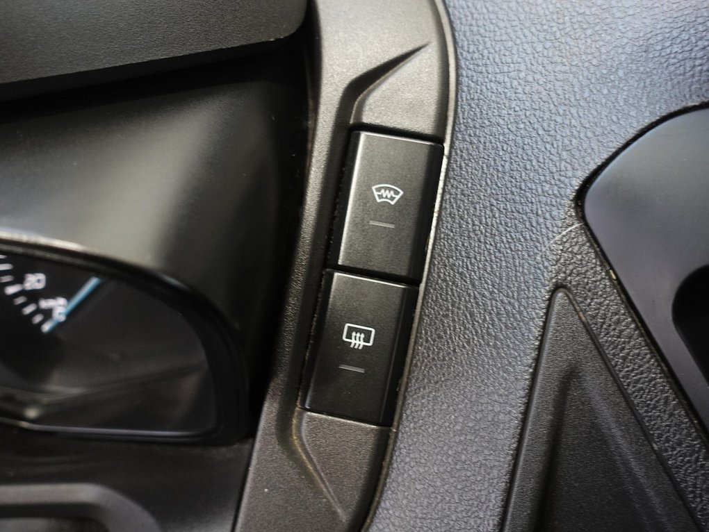 Ford Transit Custom 2.2TDCi Trend L2 6míst