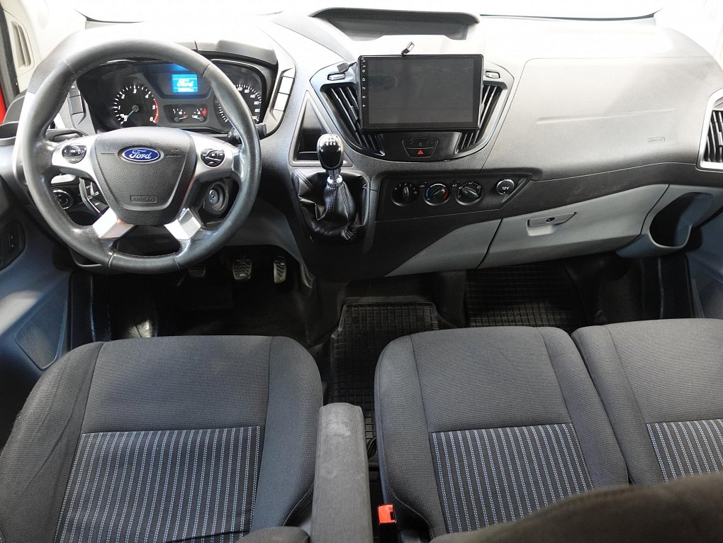 Ford Transit Custom 2.2TDCi Trend L2 6míst