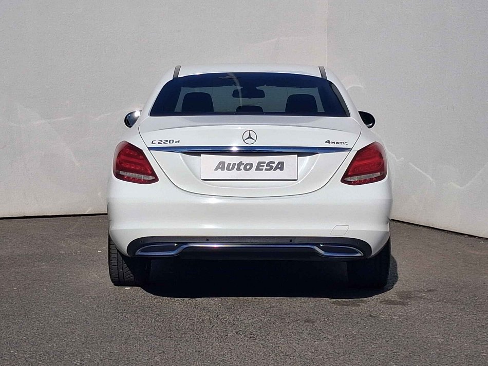 Mercedes-Benz Třída C 2.2 CDi  220d 4Mat
