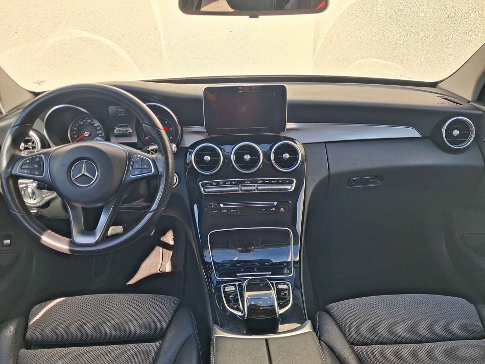 Mercedes-Benz Třída C 2.2 CDi  220d 4Mat