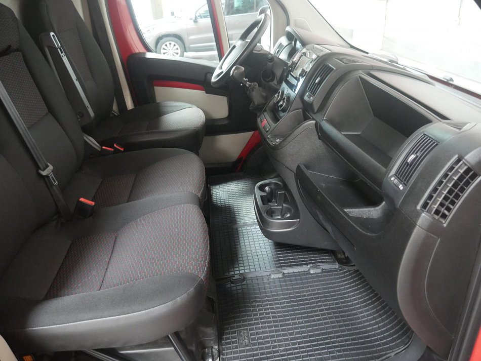 Peugeot Boxer 2.0HDi 