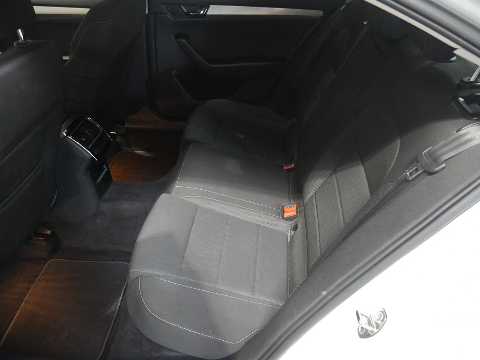 Škoda Superb III 1.4 TSI 