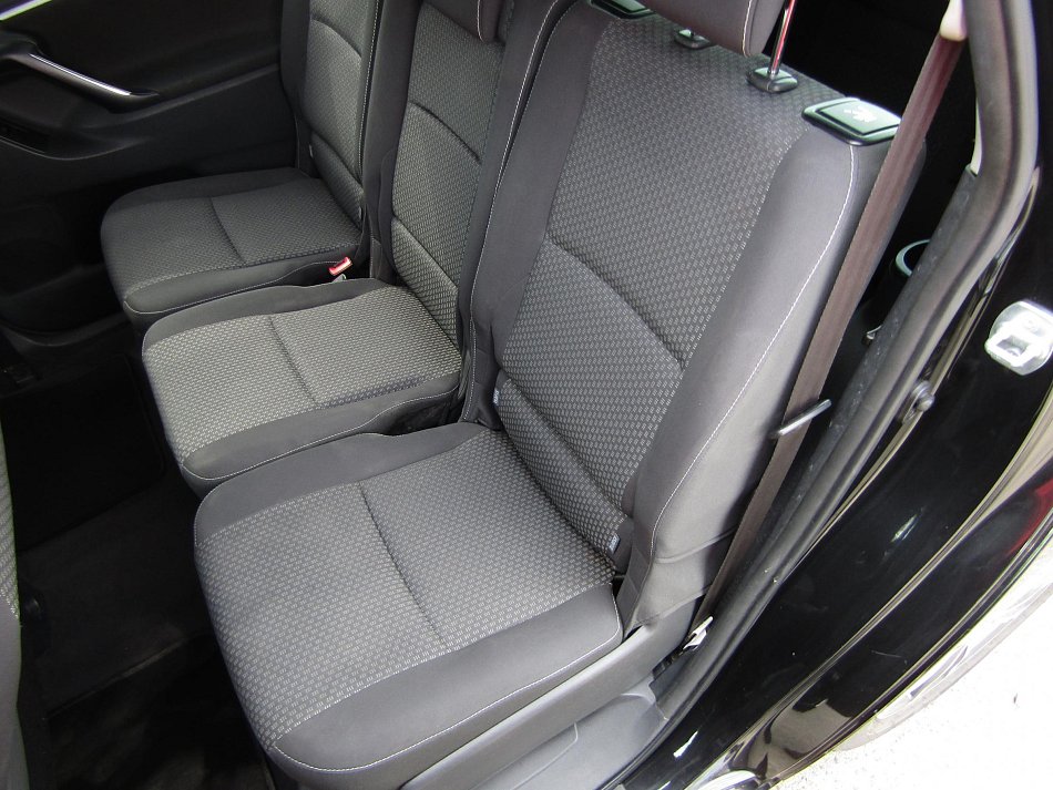 Toyota Verso 1.8 Valvematic 