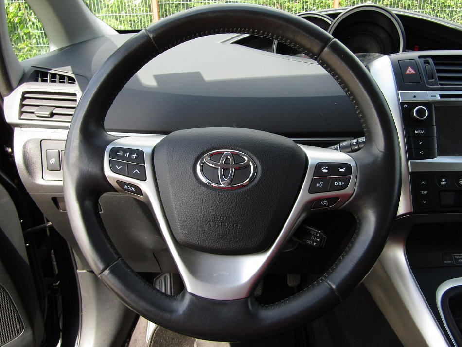 Toyota Verso 1.8 Valvematic 