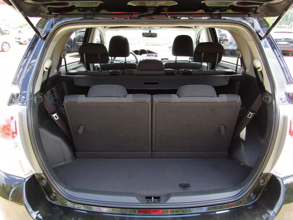 Toyota Verso 1.8 Valvematic 